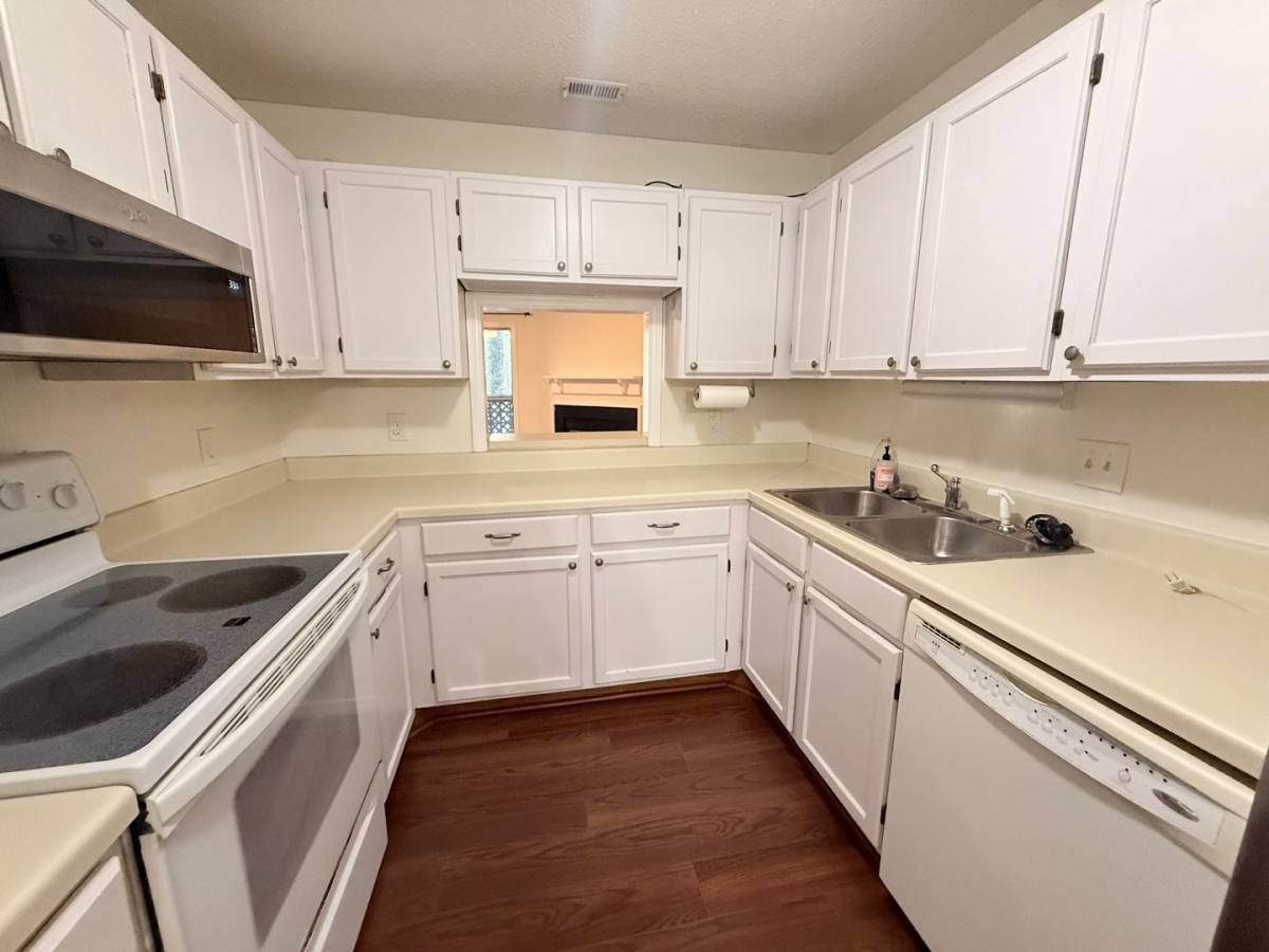 Condo for rent at 4641-102 Timbermill Court, Raleigh, NC 27612