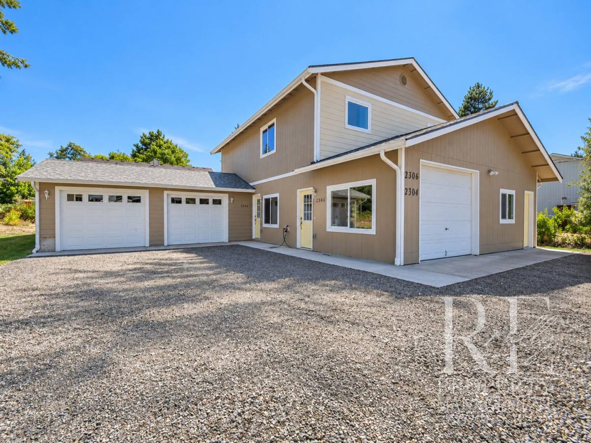 Townhouse for rent at 2306 SE Lund Ave, Port Orchard, WA 98366