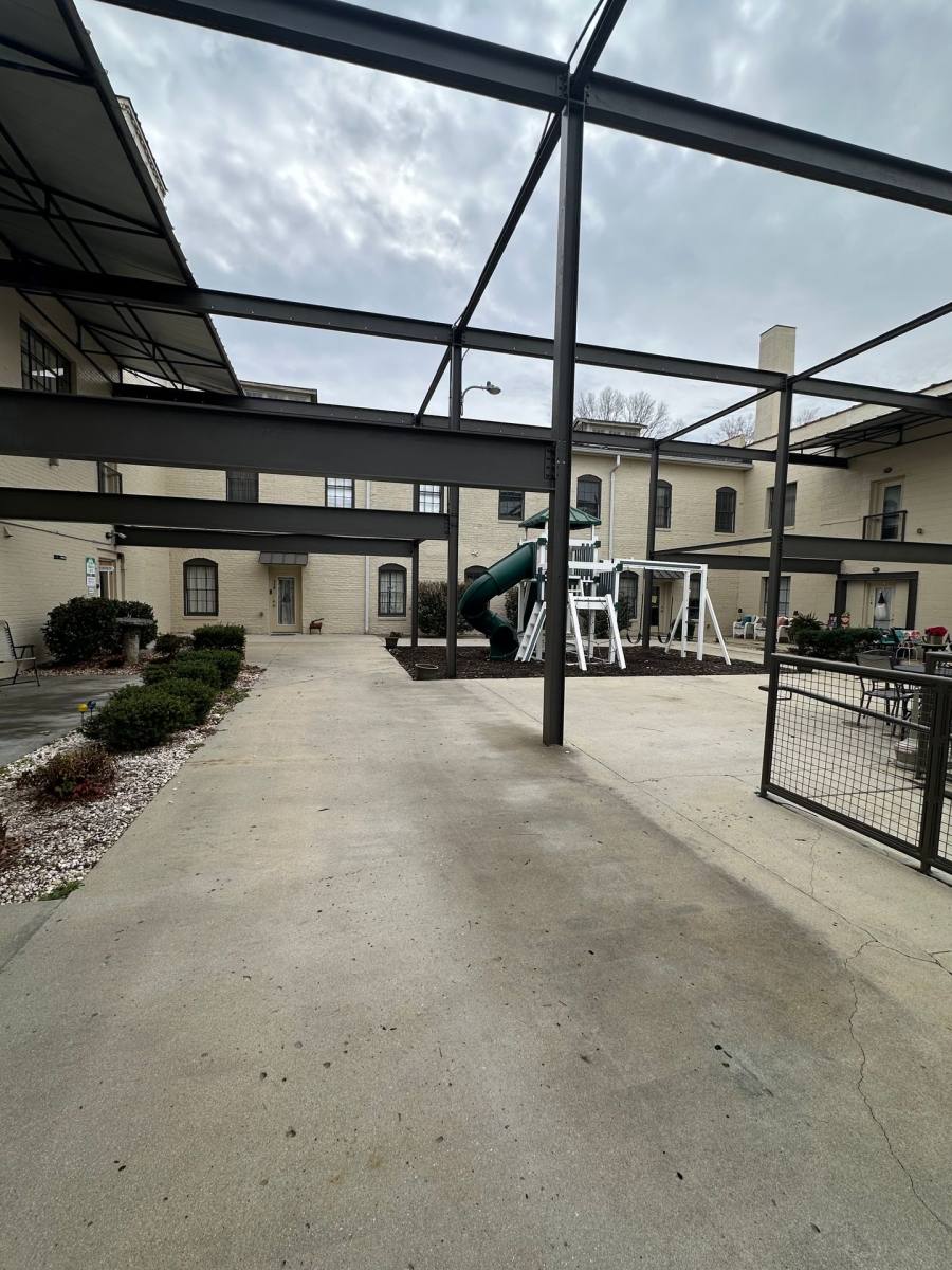 Apartment for rent at 838 S Main St, Mount Airy, NC 27030