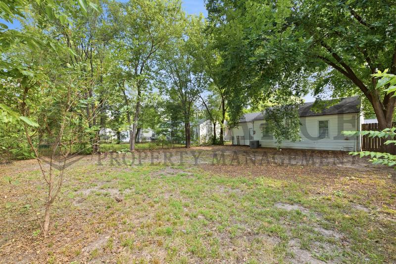 House for rent at 1115 S Waverly St, Wichita, KS 67218
