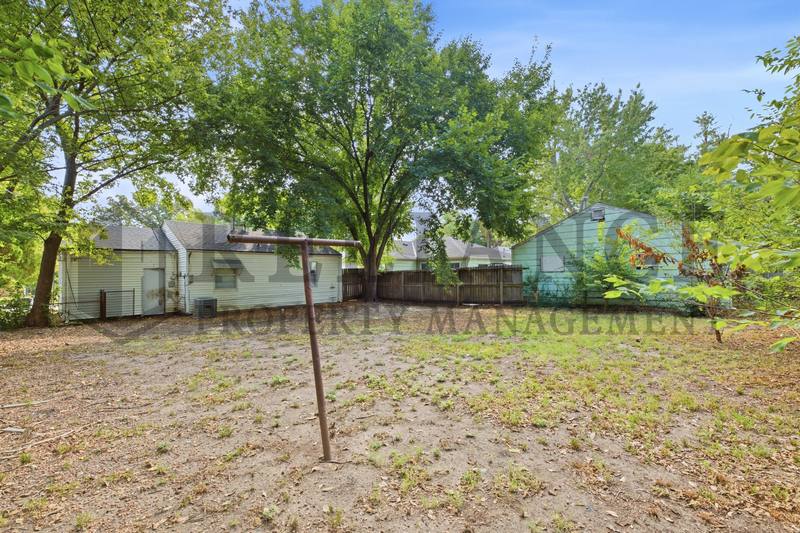 House for rent at 1115 S Waverly St, Wichita, KS 67218