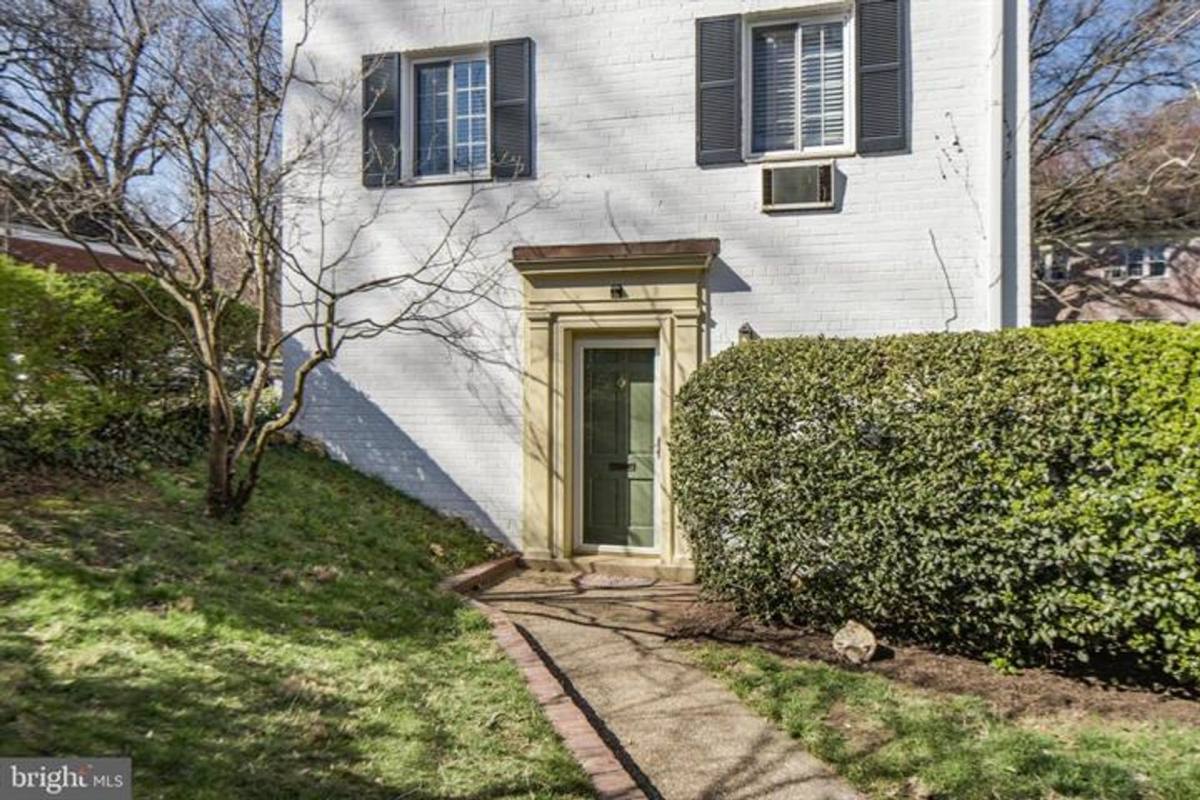 Condo for rent at 3313 Coryell Lane, Alexandria, VA 22302