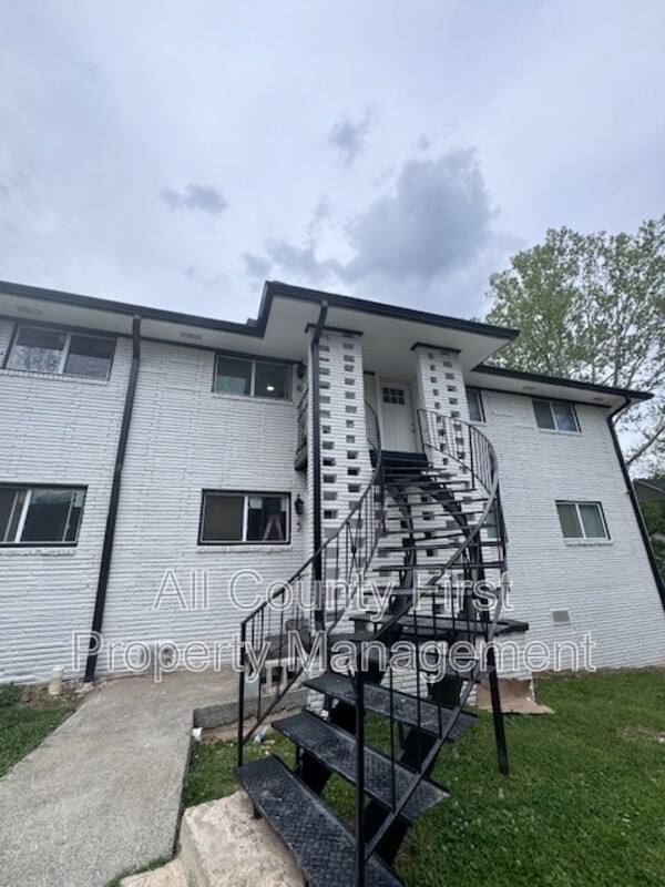 Apartment for rent at 375 James P Brawley NW #C5, Atlanta, GA 30314