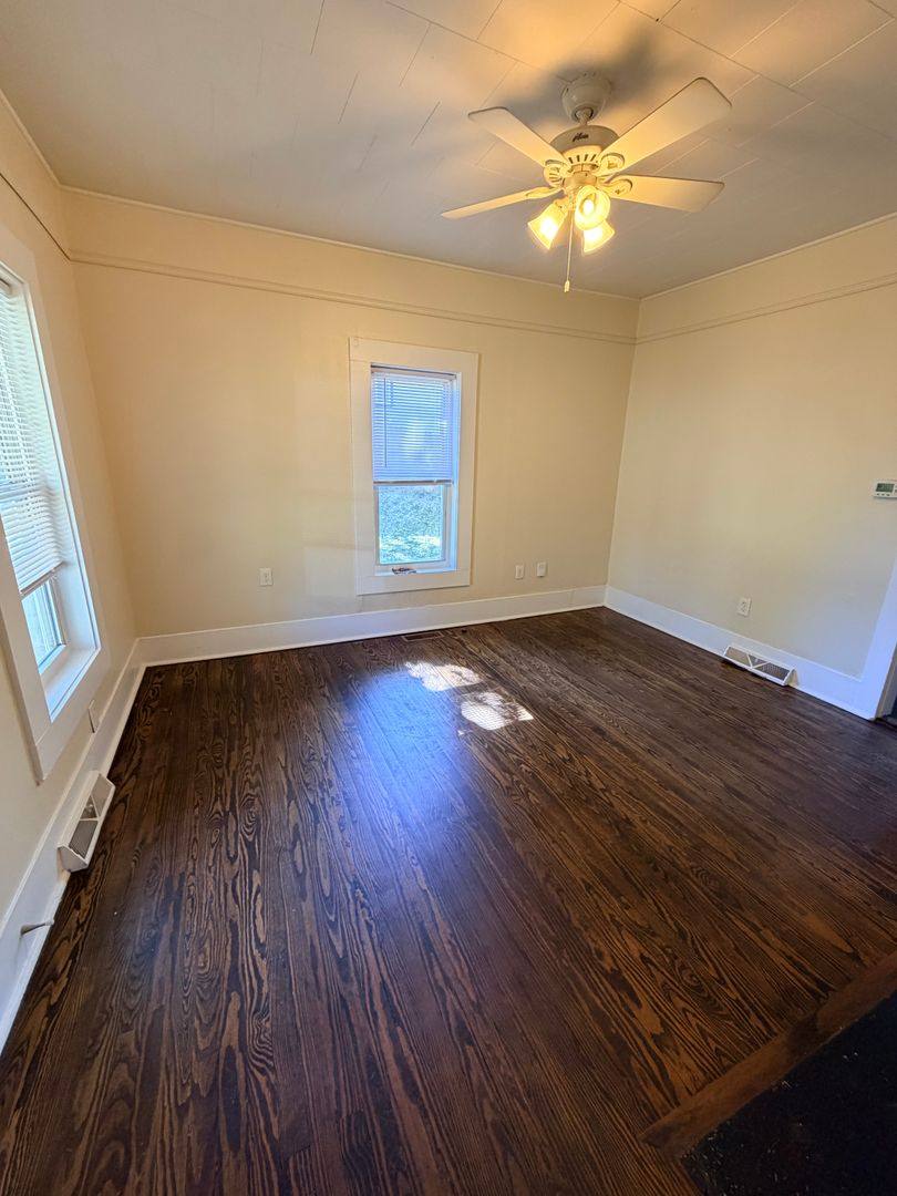 House for rent at 40 Church Rd, Asheville, NC 28804