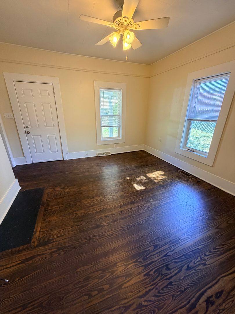 House for rent at 40 Church Rd, Asheville, NC 28804