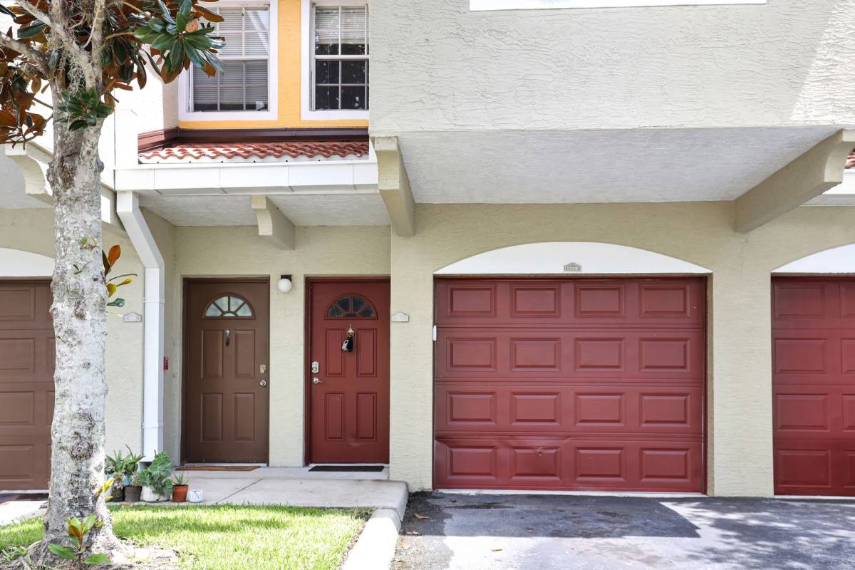 Condo for rent at 5700 Bentgrass Dr #211, Sarasota, FL 34235