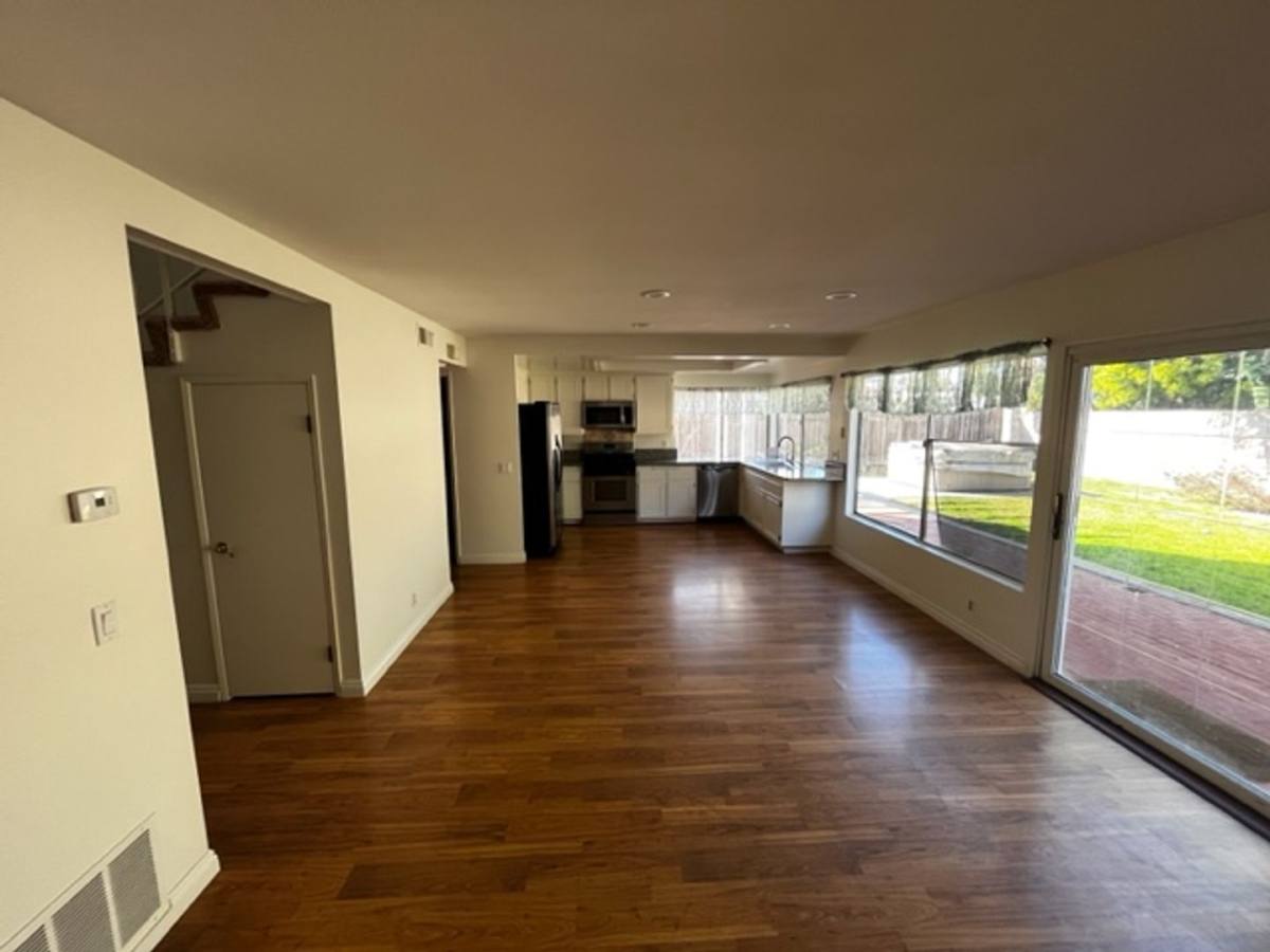 House for rent at 8871 Henton Dr, Huntington Beach, CA 92646