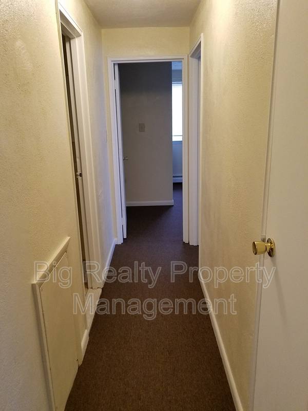 Apartment for rent at 120 N Penn St #C-7, Spring City, PA 19475