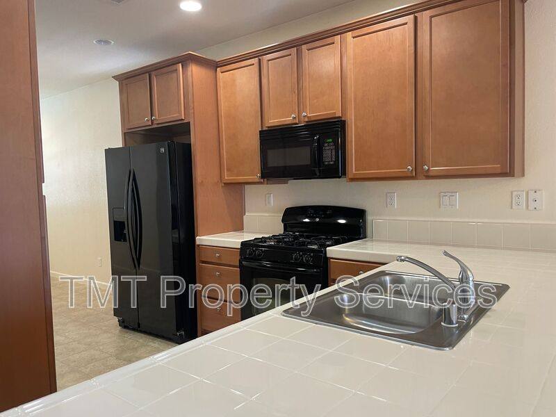 House for rent at 10408 Siltstone Way, Elk Grove, CA 95757