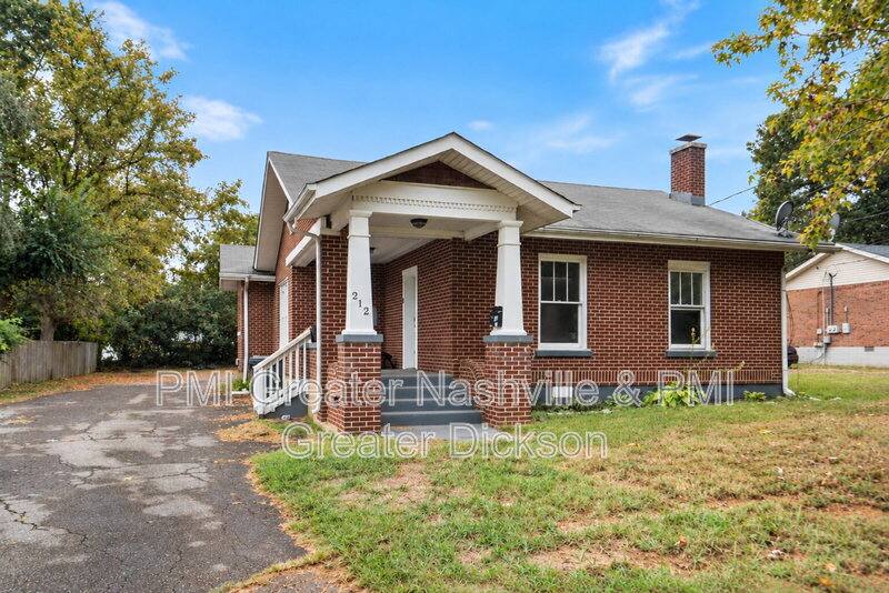Apartment for rent at 212 W End Ave #A, Dickson, TN 37055