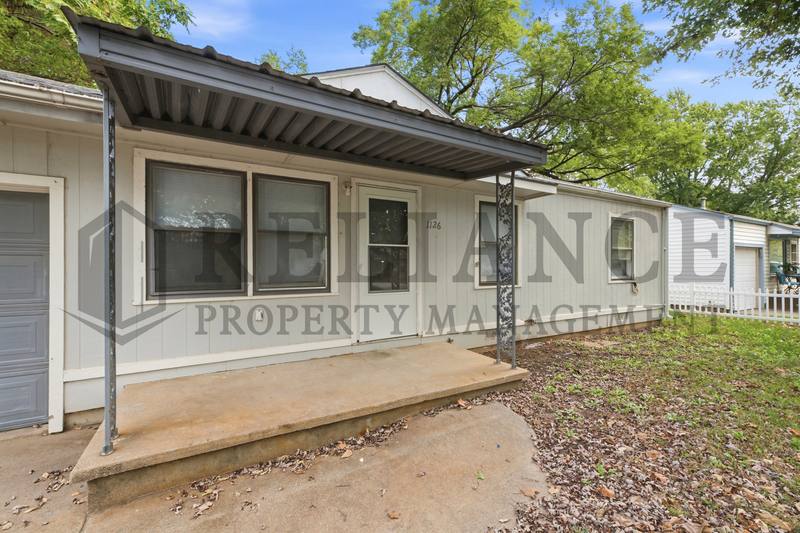 House for rent at 1126 Crowley St E, Wichita, KS 67216