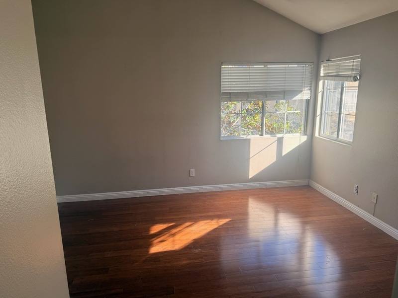 Townhouse for rent at 12531 El Camino Real E, San Diego, CA 92130