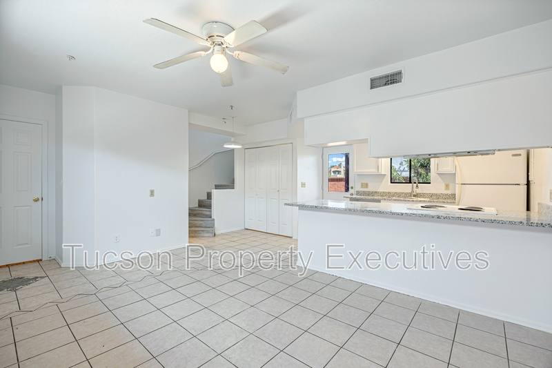 Townhouse for rent at 1717 E Glenn St #5103, Tucson, AZ 85719