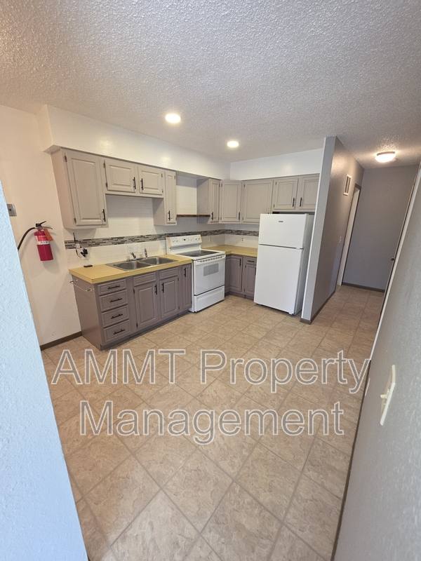 Apartment for rent at 2515 N 3rd St #7, Clinton, IA 52732
