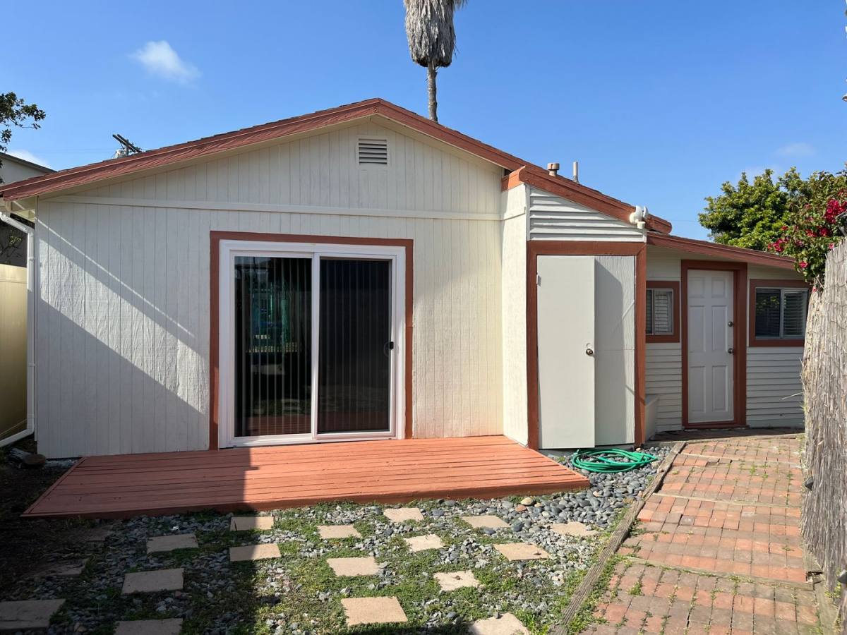 House for rent at 3622 1/2 Collier Ave, San Diego, CA 92116
