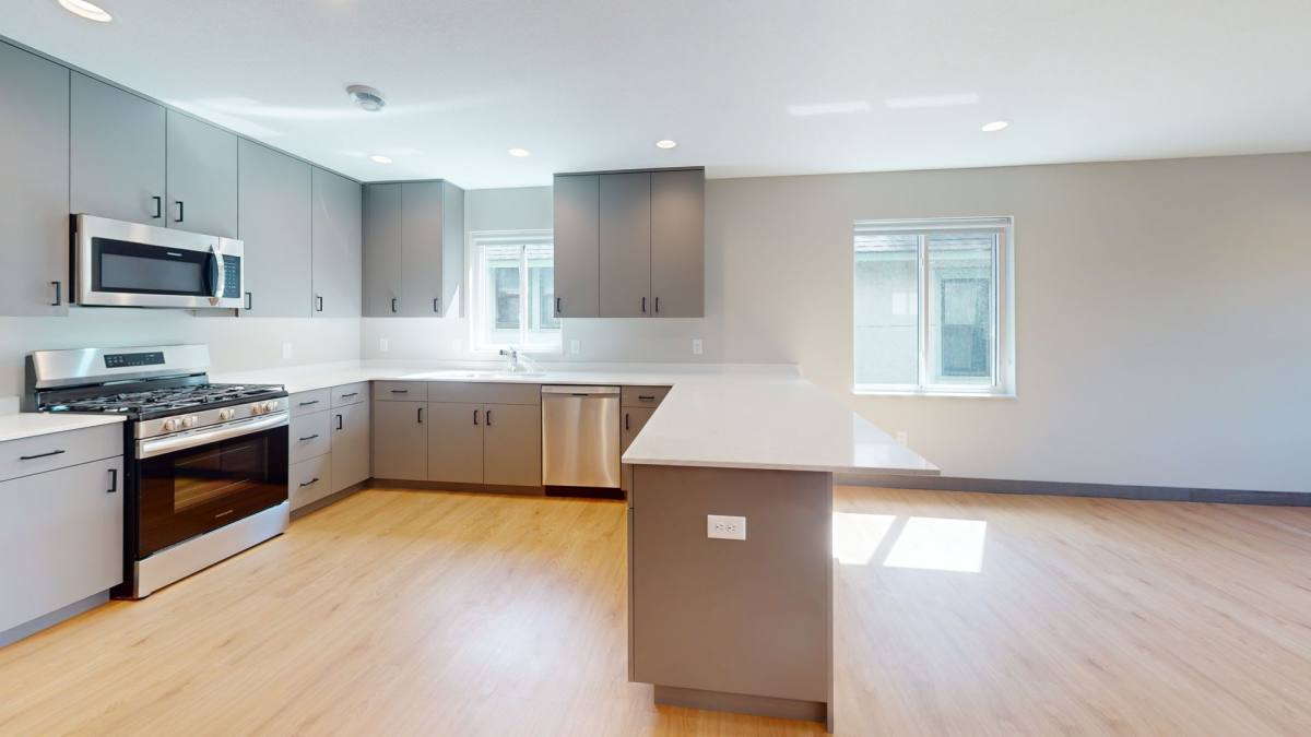 Townhouse for rent at 1215 8th St SE, Minneapolis, MN 55414