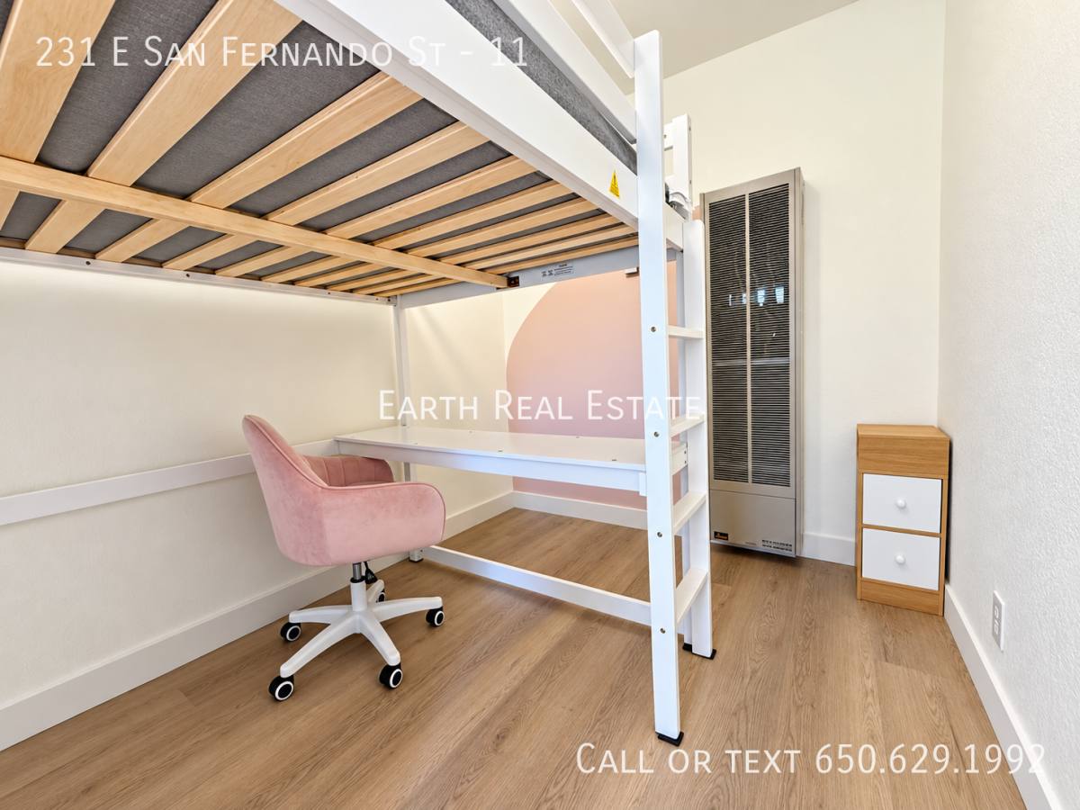 Apartment for rent at 231 E San Fernando St #11, San Jose, CA 95112