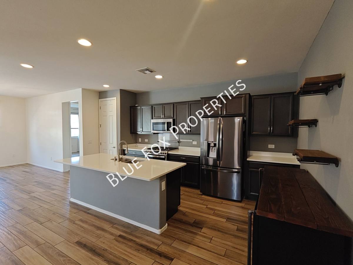 House for rent at 11128 W Fountain View Dr, Marana, AZ 85653