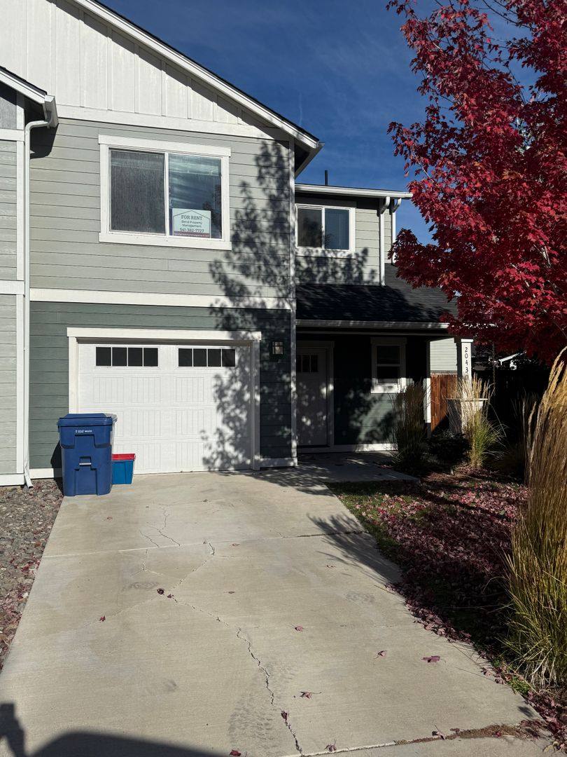 Townhouse for rent at 20430 Angel Court, Bend, OR 97702