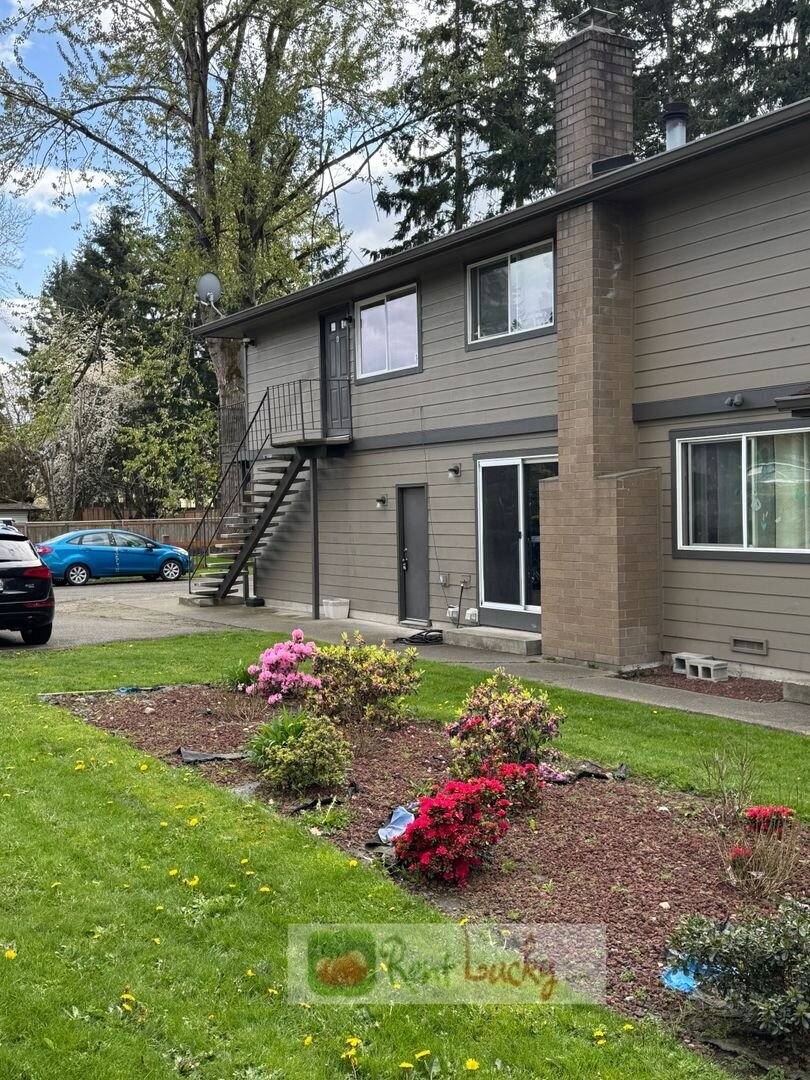 Townhouse for rent at 217 Ellingson Dr #C, Pacific, WA 98047