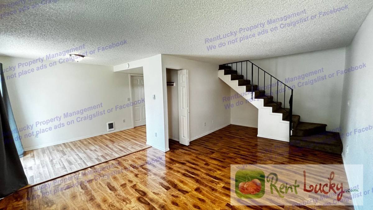 Townhouse for rent at 217 Ellingson Dr #C, Pacific, WA 98047