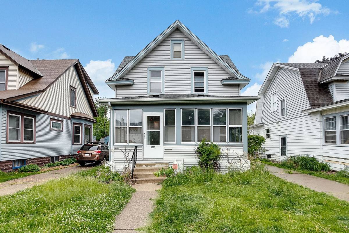 House for rent at 1303 Englewood Ave, St. Paul, MN 55104