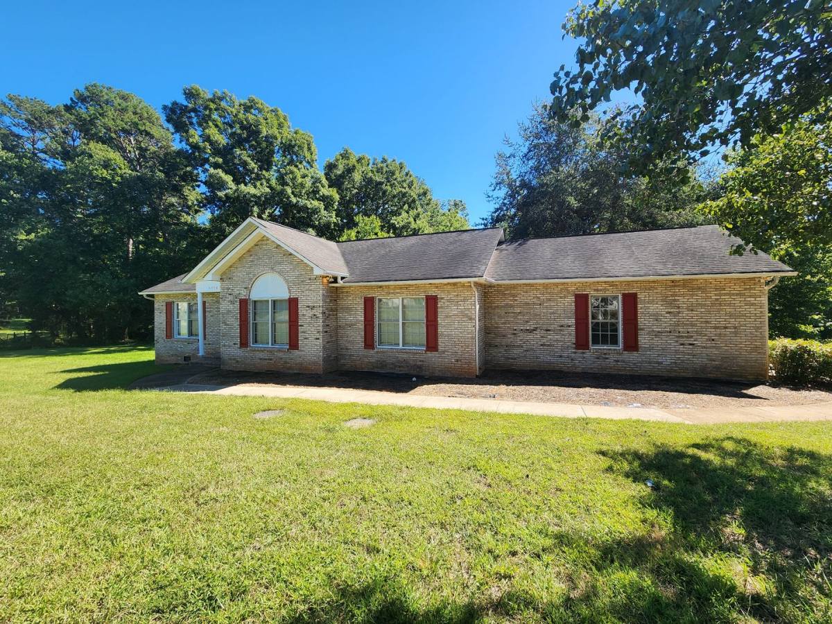 House for rent at 4958 Water Wheel Dr, Conover, NC 28613