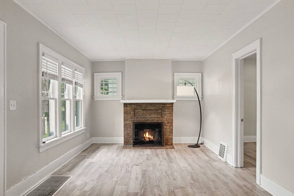 House for rent at 630 Dayton Ave, Kalamazoo, MI 49048