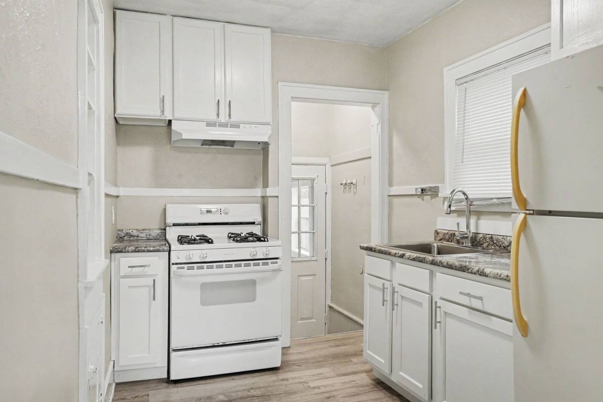 House for rent at 630 Dayton Ave, Kalamazoo, MI 49048