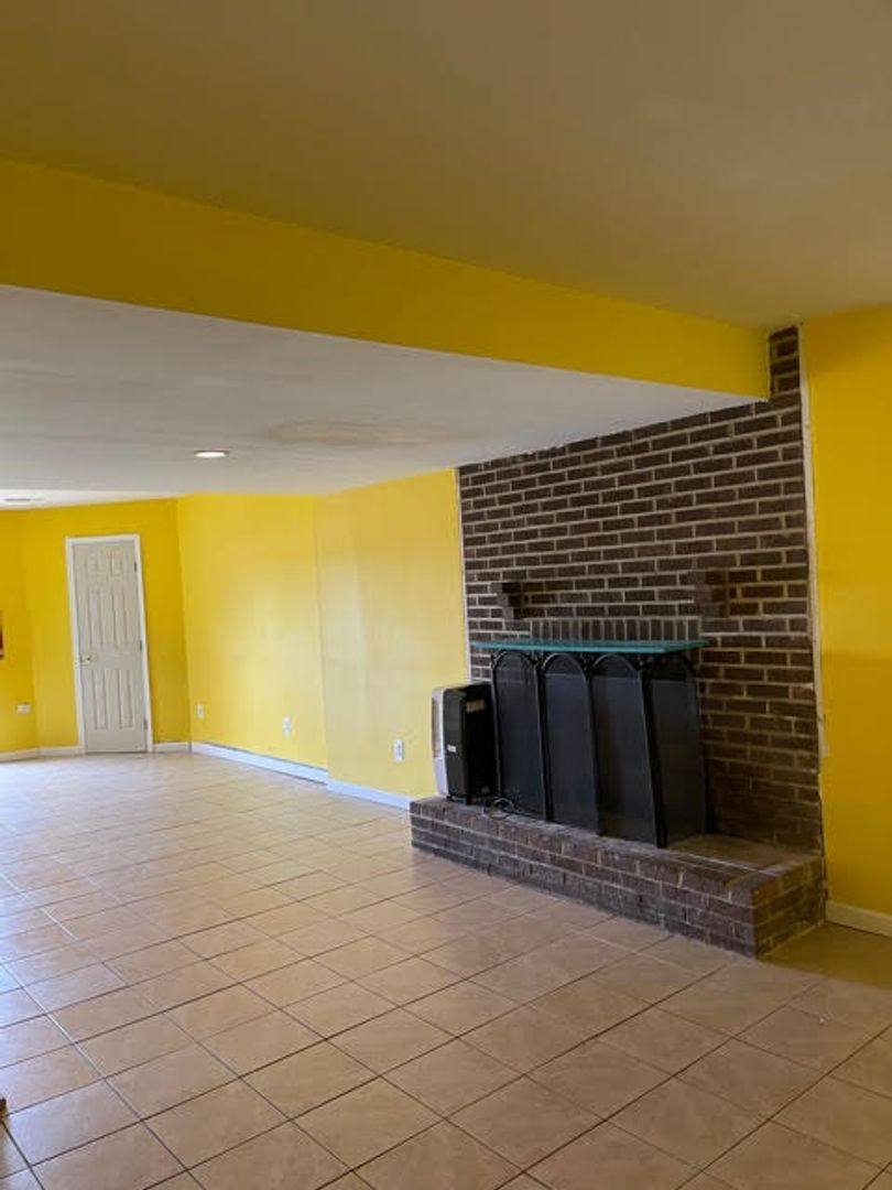 Townhouse for rent at 16629 Geddy Court, Woodbridge, VA 22191