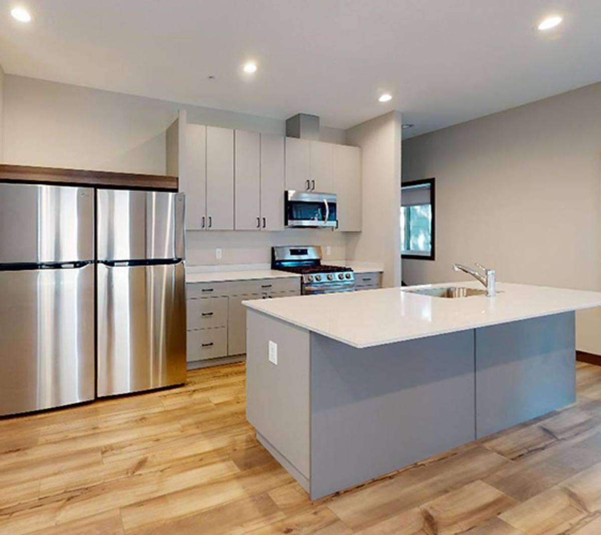 Townhouse for rent at 1316 8th St SE, Minneapolis, MN 55414