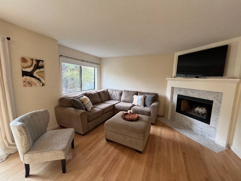 Condo for rent at 62 Fox Run Court, Newington, CT 06111