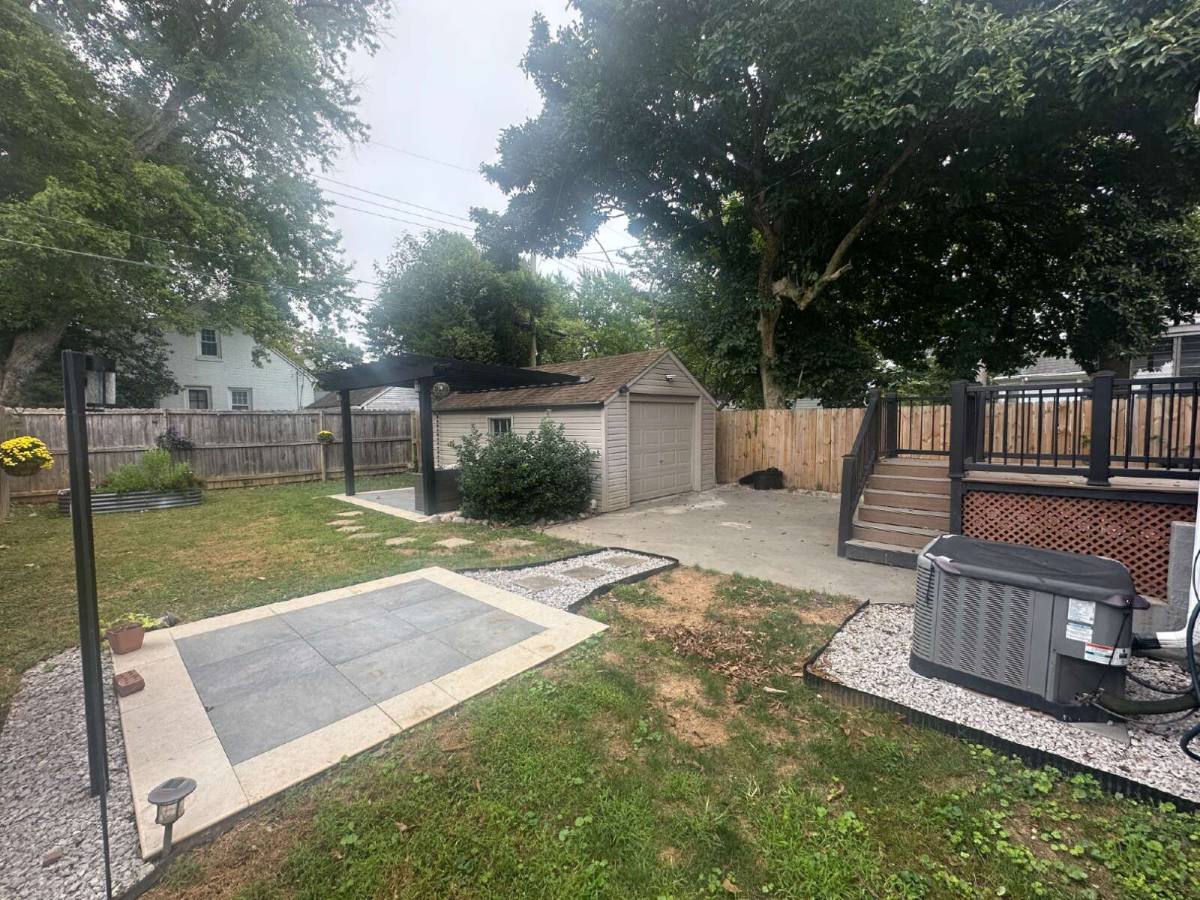 House for rent at 2939 Bon Air Ave, Louisville, KY 40205