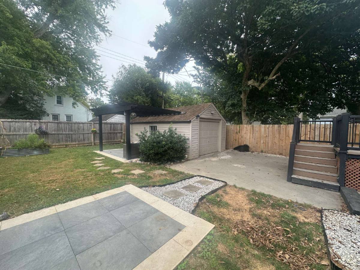 House for rent at 2939 Bon Air Ave, Louisville, KY 40205