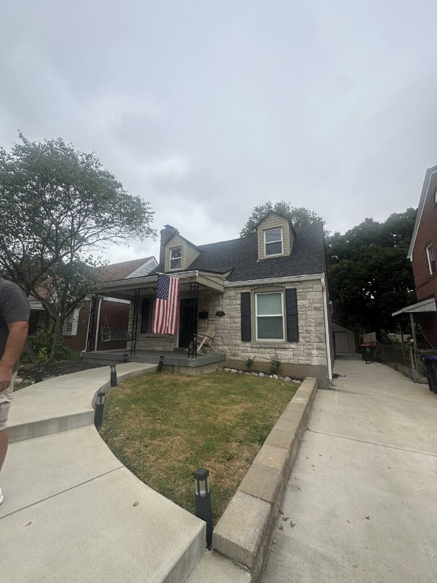 House for rent at 2939 Bon Air Ave, Louisville, KY 40205