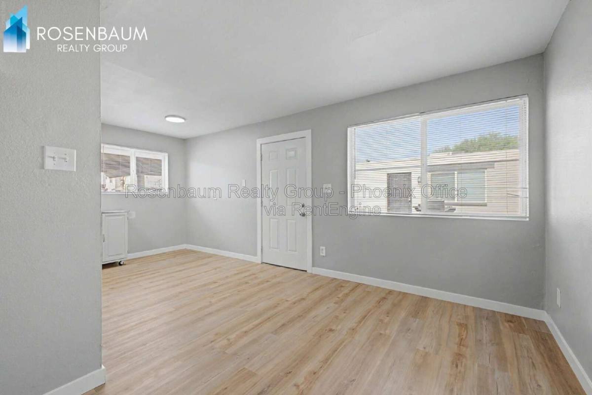 1925 W Village Dr #4, Phoenix, AZ 85023 - Apartment for Rent - Image 5