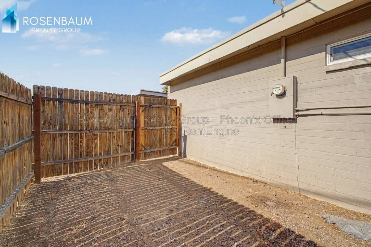 1925 W Village Dr #4, Phoenix, AZ 85023 - Apartment for Rent - Image 12
