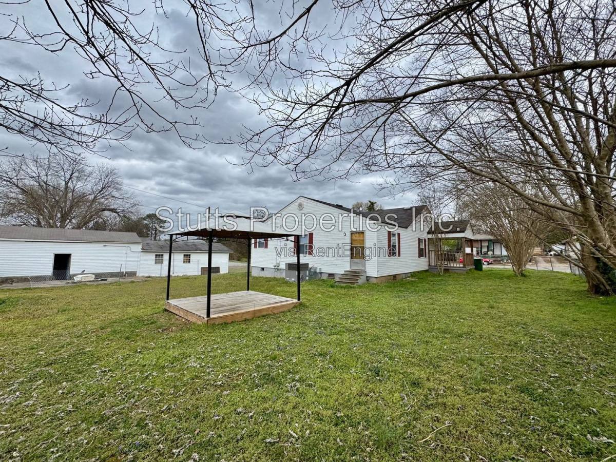 House for rent at 507 Pittsburg Ave, Sheffield, AL 35660