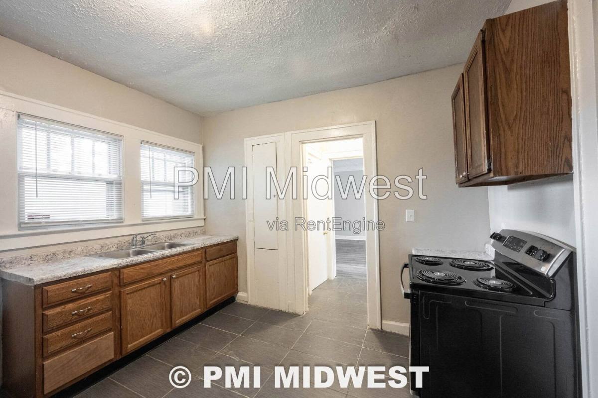 Apartment for rent at 3505 N Pennsylvania St, Indianapolis, IN 46205