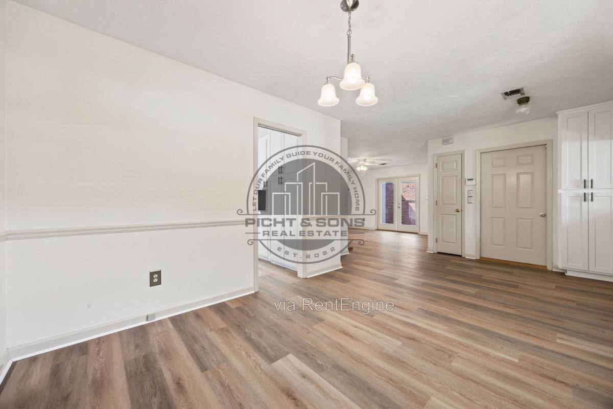 Apartment for rent at 3301 Lemoyne Court, Tallahassee, FL 32312