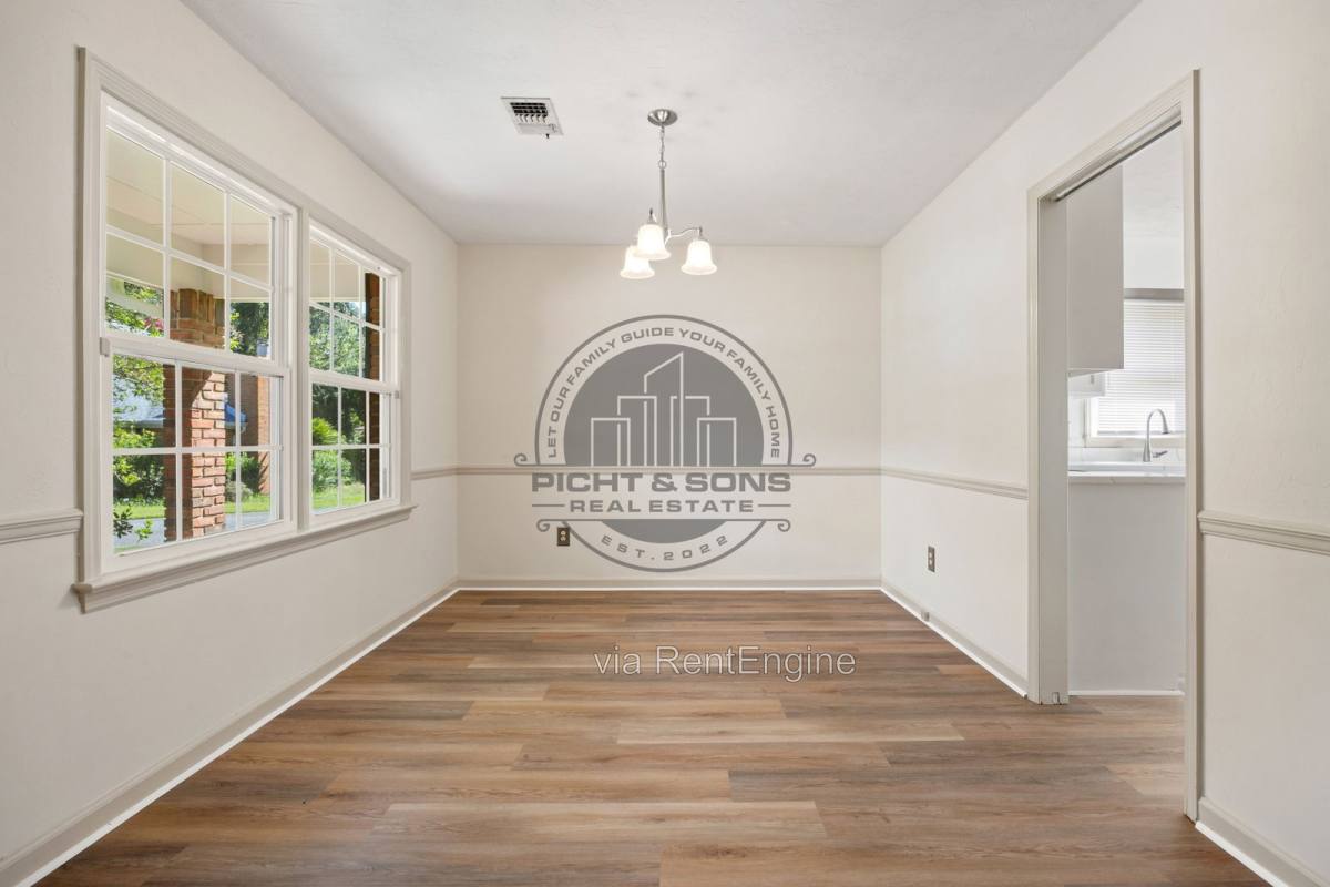 Apartment for rent at 3301 Lemoyne Court, Tallahassee, FL 32312