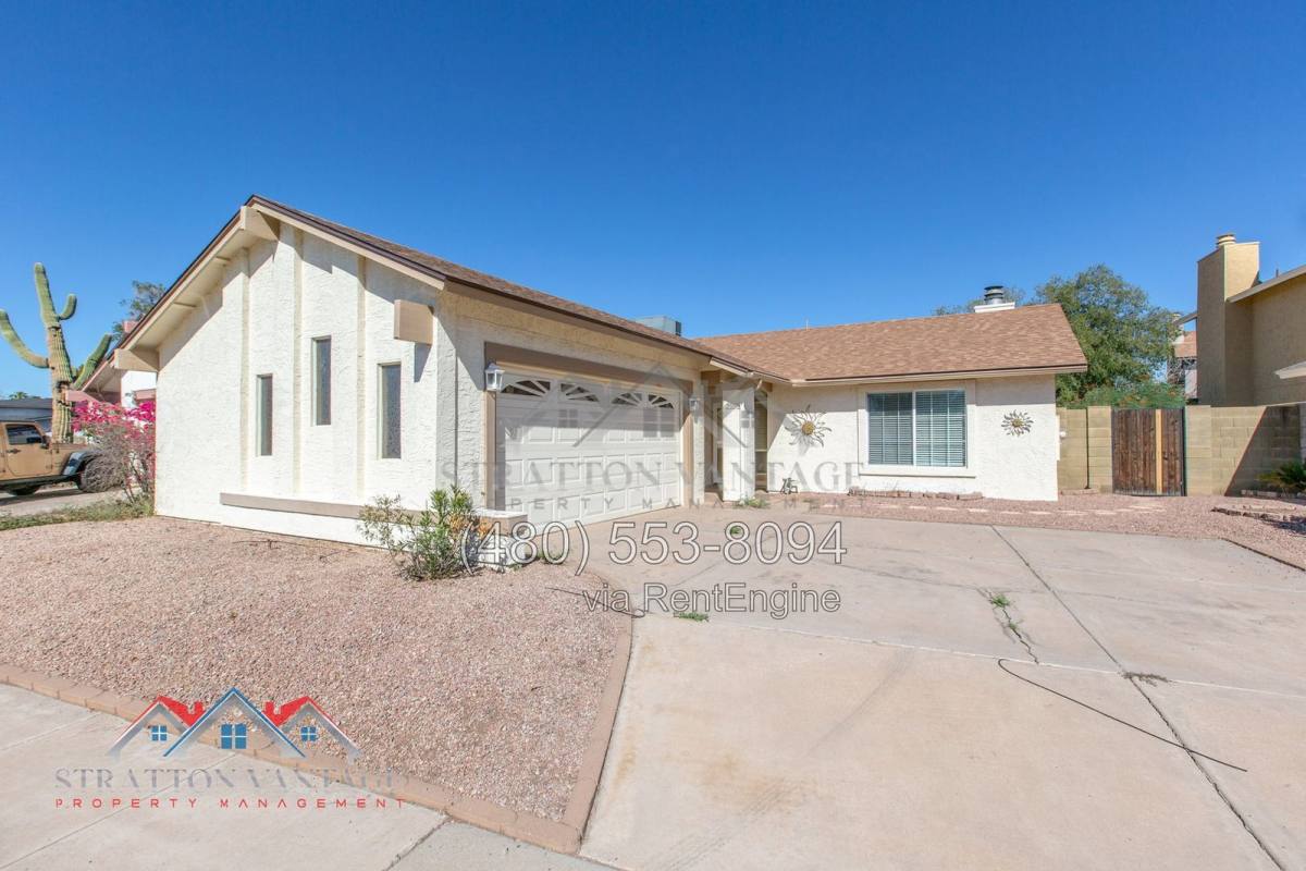 House for rent at 2160 W Jibsail Loop, Mesa, AZ 85202