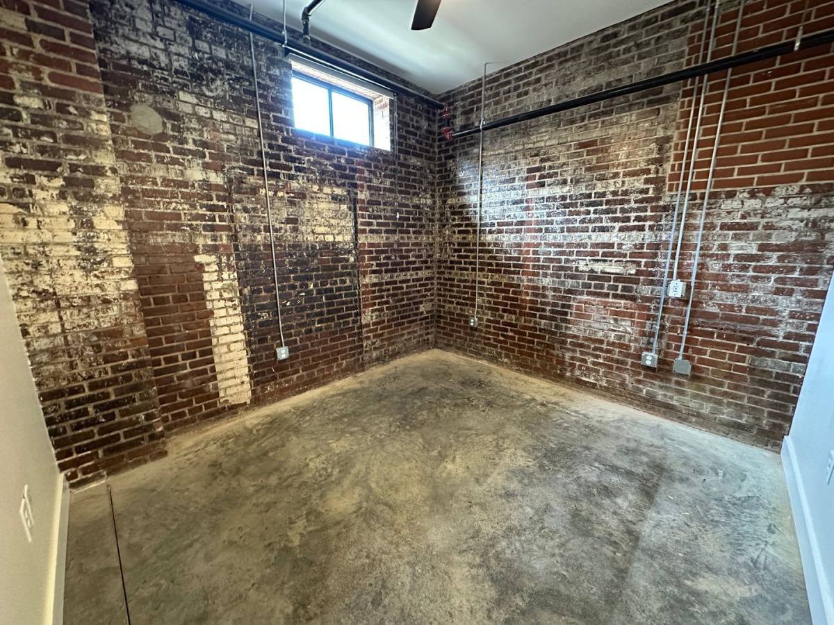 Apartment for rent at 805 Martin Luther King Junior Blvd #16, Macon, GA 31201