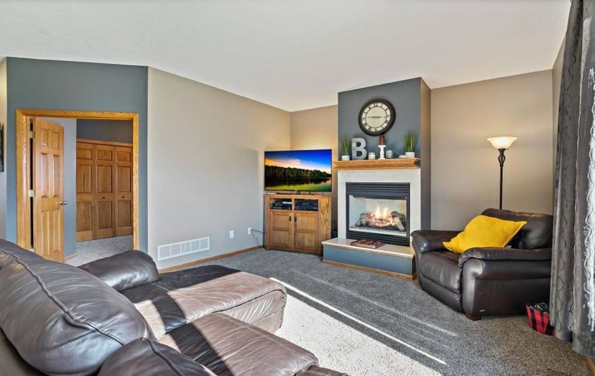 House for rent at 15561 Yakima St NW, Anoka, MN 55303