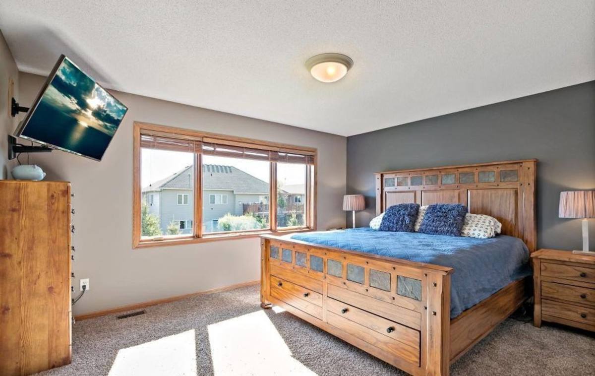 House for rent at 15561 Yakima St NW, Anoka, MN 55303