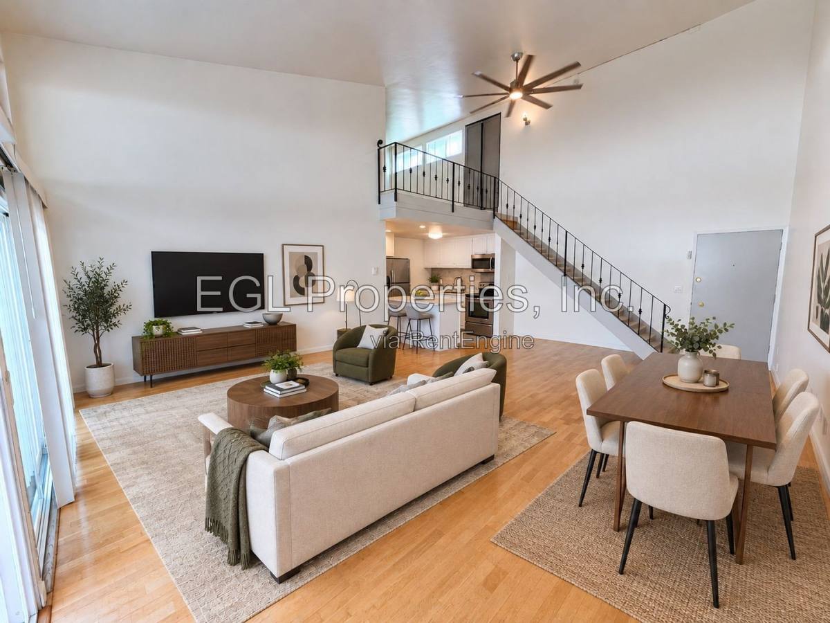 Apartment for rent at 601 S Prospect Ave #304, Redondo Beach, CA 90277