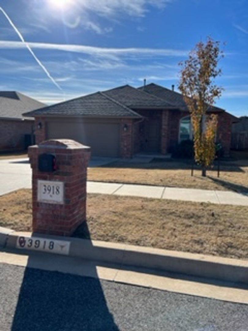 House for rent at 3918 Wiltshire, Norman, OK 73026