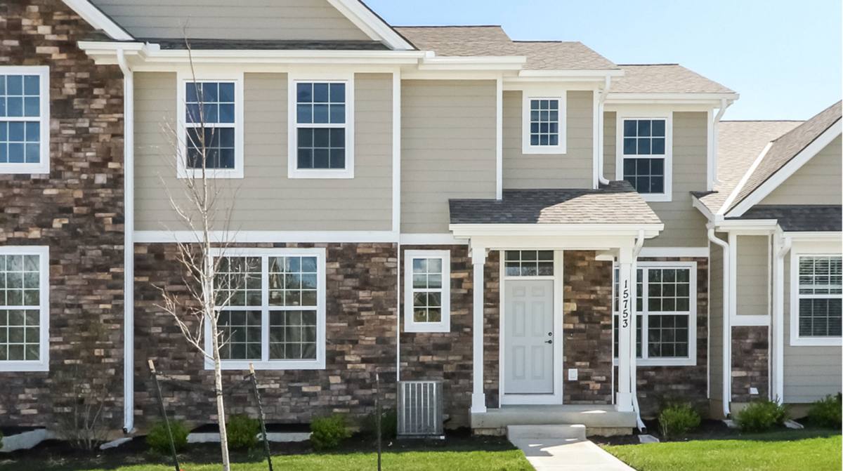 Townhouse for rent at 15845 Foster St, Overland Park, KS 66223