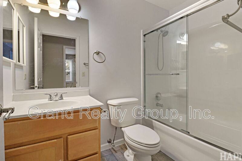 House for rent at 507 Exeter Place, Vernon Hills, IL 60061