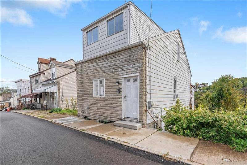 House for rent at 1904 Saint Paul St, Pittsburgh, PA 15203